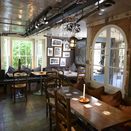 The Woolpack Inn Wavehorne ภายนอก รูปภาพ